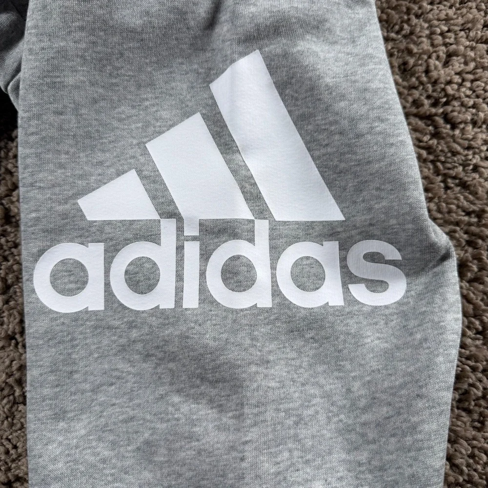 Adidas Fleece Tapered Joggers Grey NEW mens XL/S athletic sweatpants cozy casual